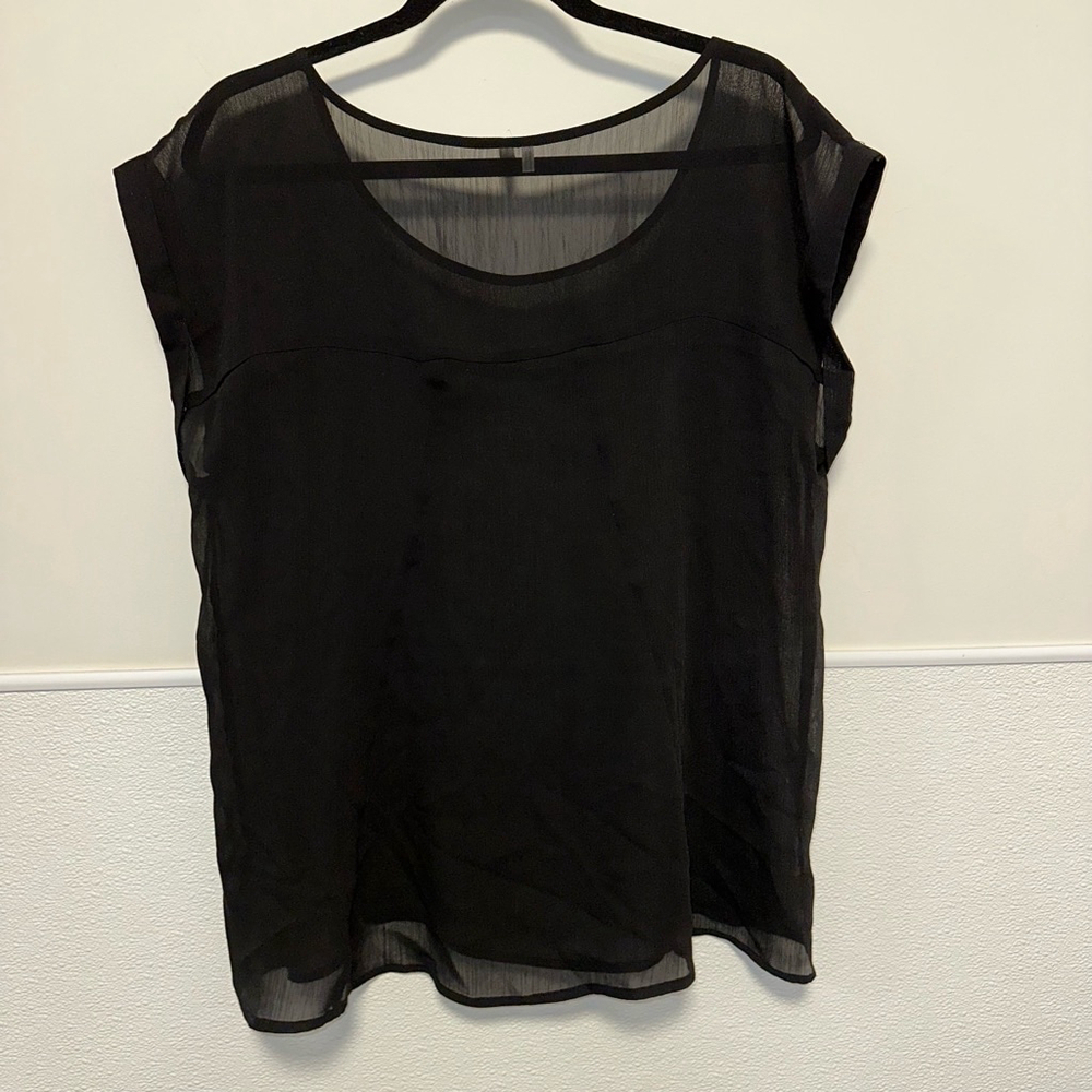 Women's Studio Y Top Size L Black Blouse Silver Accents - Picture 5 of 7
